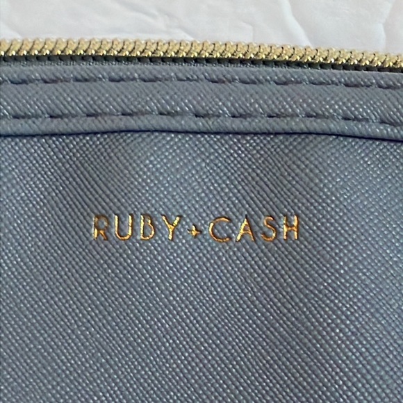 🆕 Ruby and cash luxe some pouch - Picture 4 of 8
